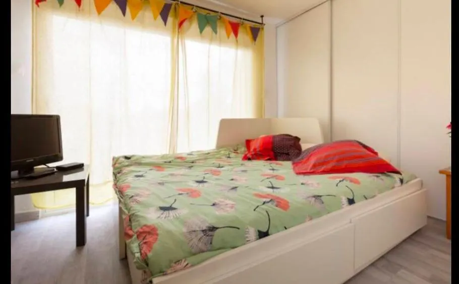 Refuge Des Voyageurs - Chambre Suite Et Cuisine En Rdc Plouedern